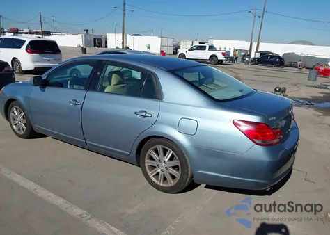 2007 Toyota Avalon Limited z USA, uszkodzony, nr VIN 4T1BK36B77U220103